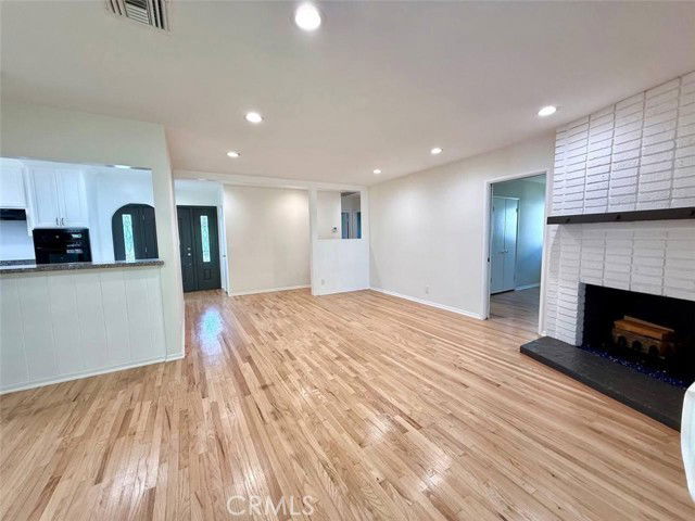 Foto del edificio - 22051 San Miguel St