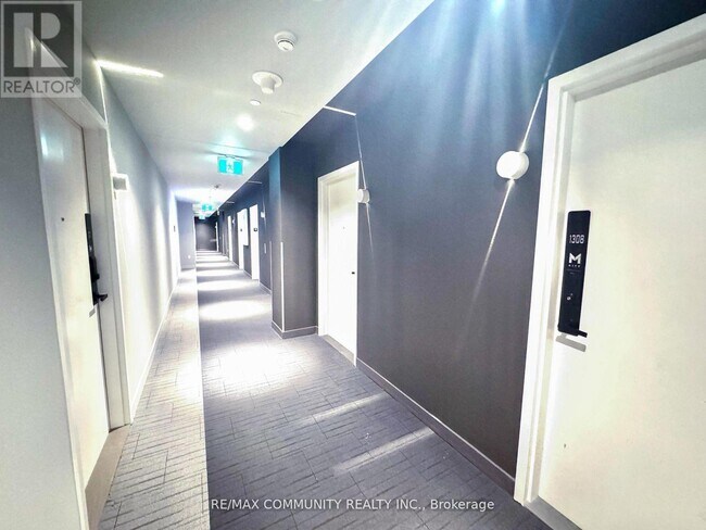 Building Photo - 3883 Quartz Rd