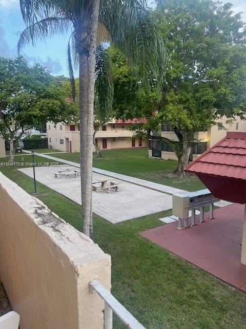 Foto del edificio - 10905 N Kendall Dr