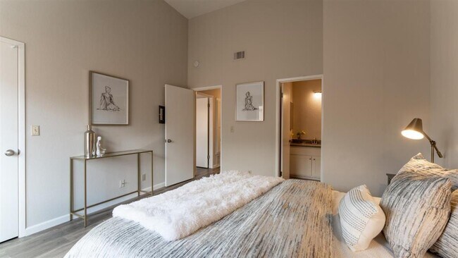 Building Photo - 287 Sumba Ct