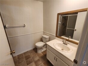 Building Photo - 6627 W Tropicana Ave
