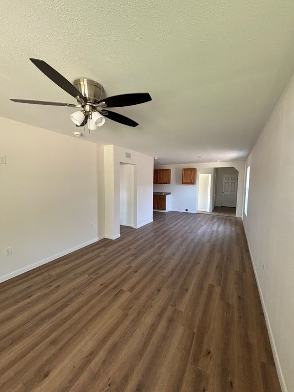 Foto del edificio - 4342 Amherst Dr