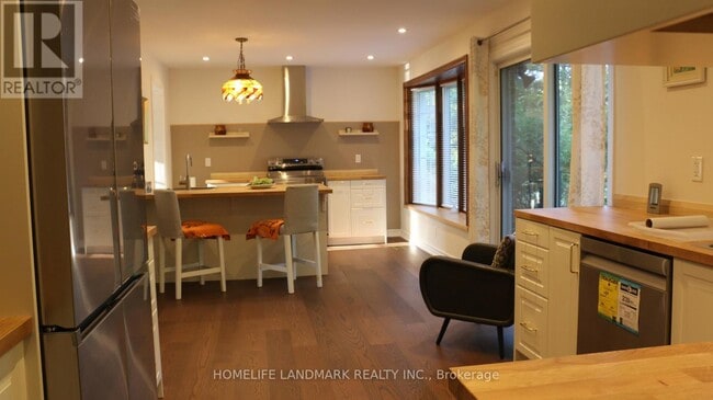 Building Photo - 1564 Atrium Ct