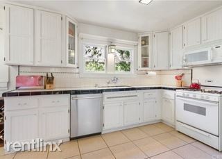 Building Photo - 2 br, 1 bath House - 4380 9th St