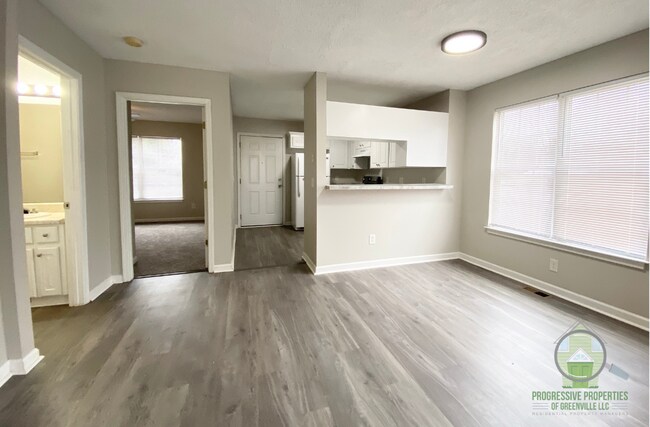 Photo - 6 Embassy Ct House