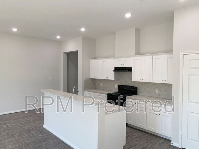 Foto del edificio - 12703 Pebble Creek Ln