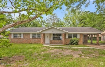 Building Photo - 3105 Scovel Ave