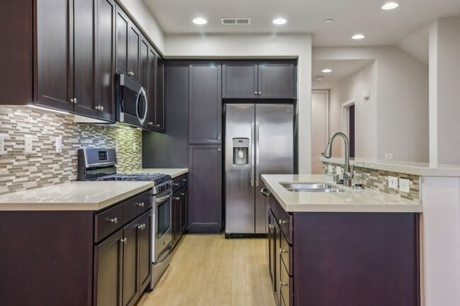 Interior Photo - Costa Pointe