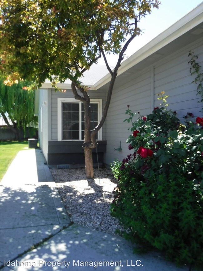 Building Photo - 2 br, 2 bath House - 1311 Diamond Ct