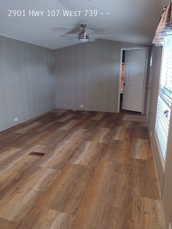 Foto del edificio - 2901 TX-107