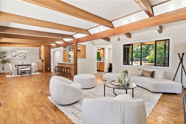 Foto del edificio - 11101 Lake Steilacoom Dr SW