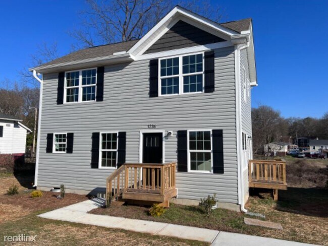 Foto del edificio - 3 br, 2.5 bath House - 1236 Perkins St