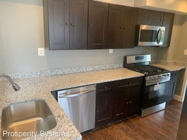 Building Photo - 3 br, 2 bath House - 3539 E Northern Pkwy