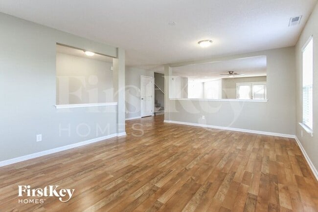 Foto del edificio - 2244 Blossom Dr