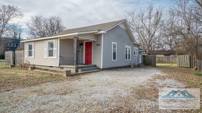 Foto del edificio - 2024 1st St SW