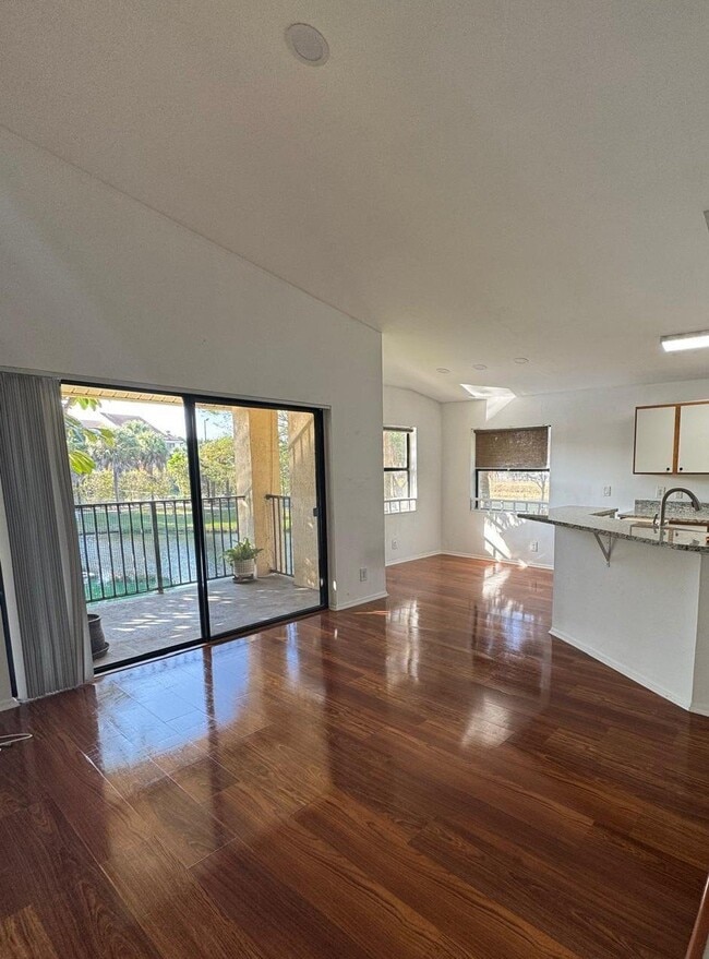 Photo - 9999 Summerbreeze Dr Apartment