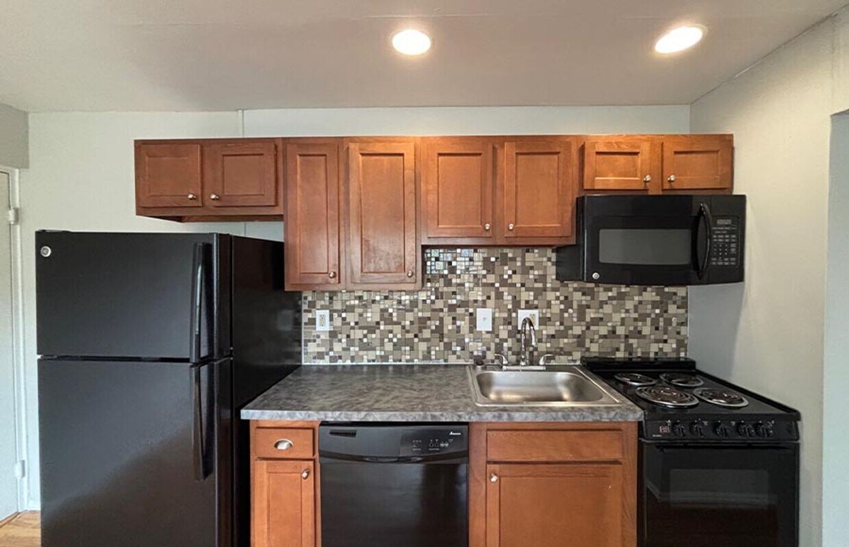 Foto principal - 558 Lowell Ave