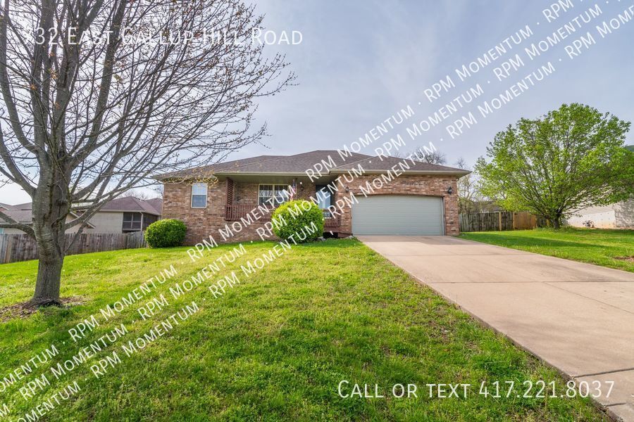 Primary Photo - Charming 3 Bedroom, 2 Bath Home in Nixa MO!