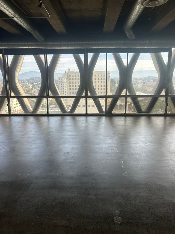 Building Photo - 2404 Wilshire Blvd