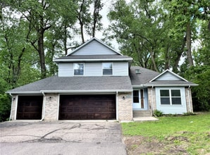 Building Photo - 700 Cimarron Rd