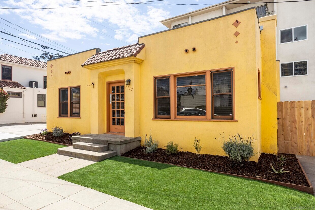 1717 Myrtle Ave, San Diego, CA 92103 House Rental in San Diego, CA