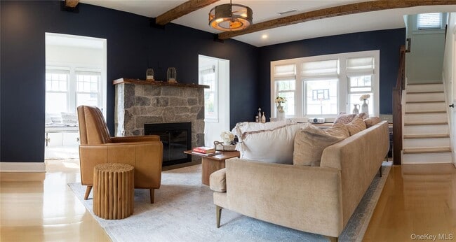 Building Photo - 29 Armourvilla