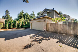 Building Photo - 10623 Sand Point Way NE