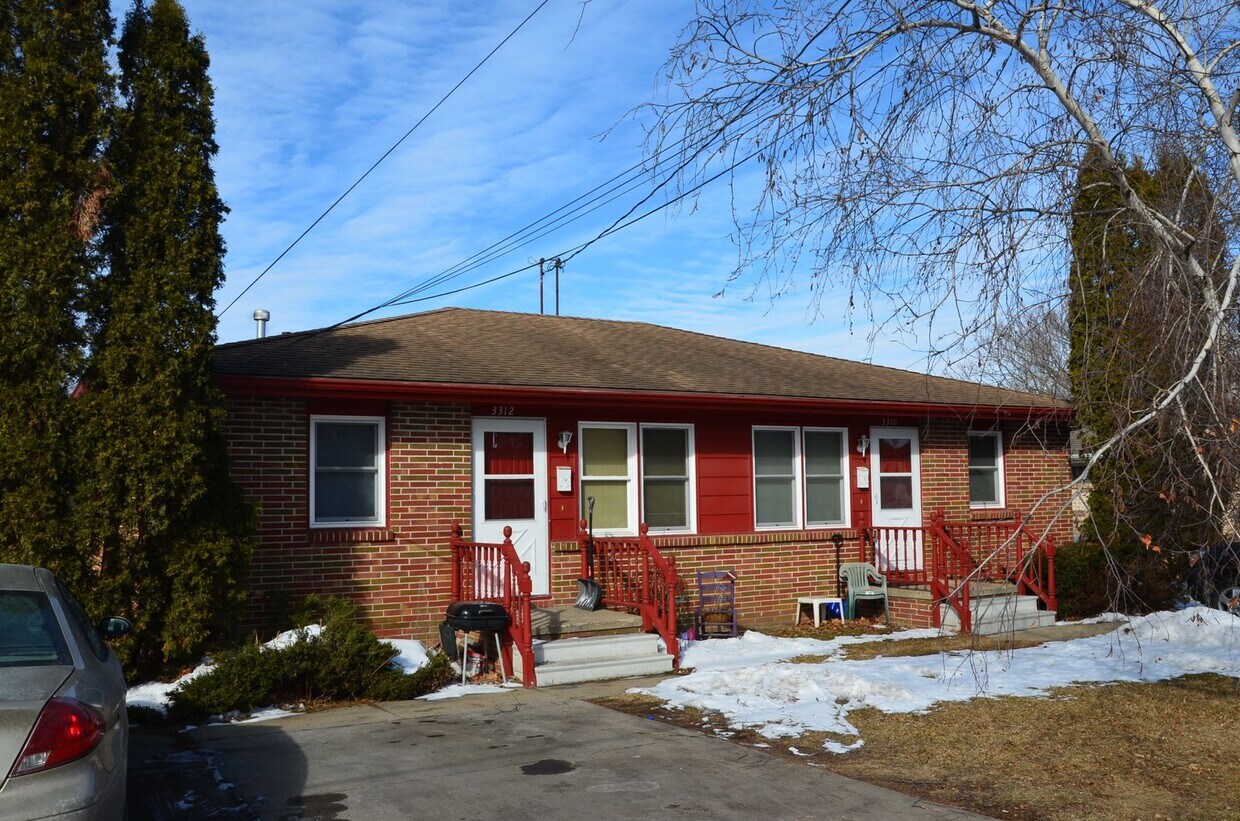 Primary Photo - 3312 SE 5th St