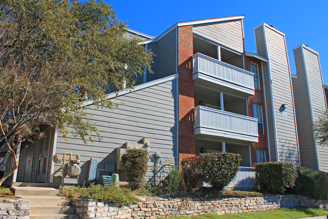 Building Photo - OakRidge Apartment Homes