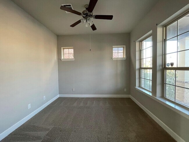 Foto del edificio - 4308 Indigo Lark Ln