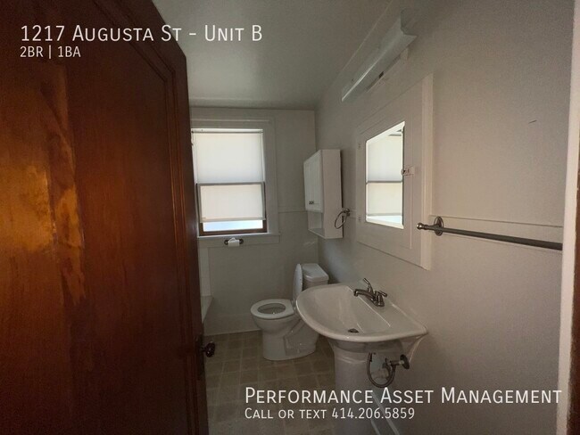 Foto del edificio - 1217 Augusta St
