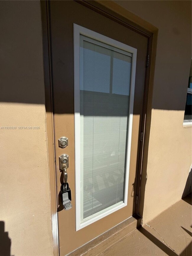 Building Photo - 5061 W Oakland Park Blvd