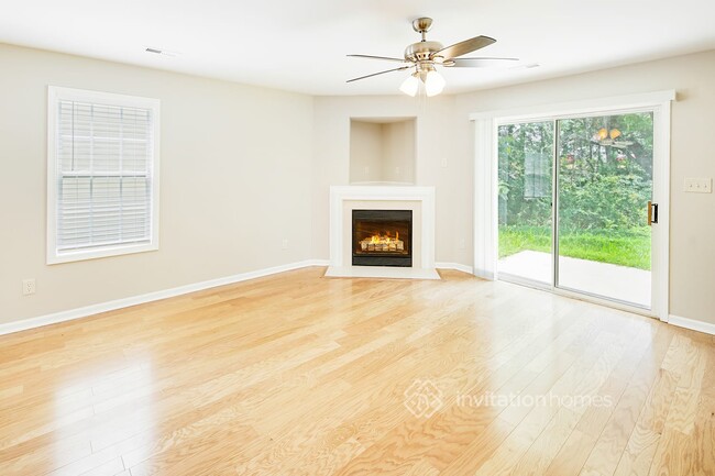 Building Photo - 5512 Waverly Lynn Ln