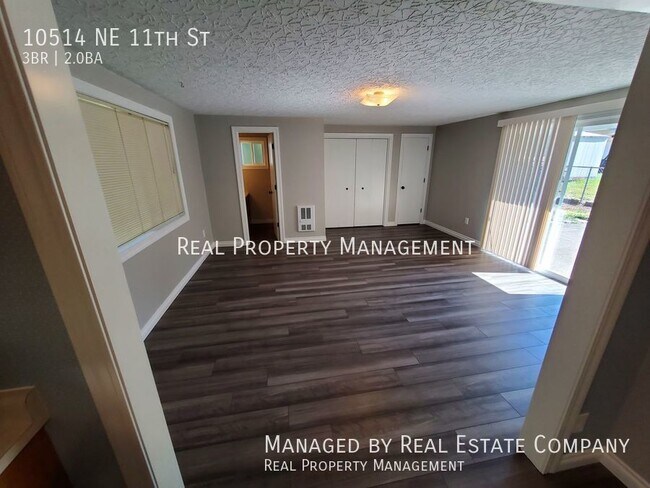 Photo - 10514 NE 11th St House