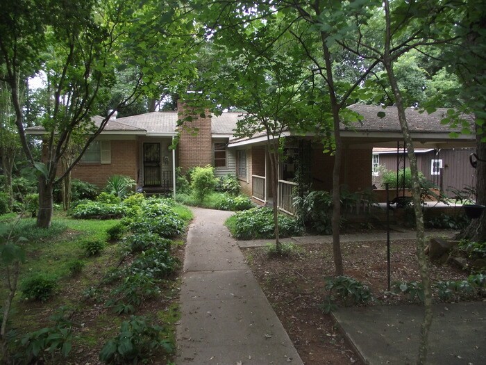 Primary Photo - 3829 W Tyvola Rd