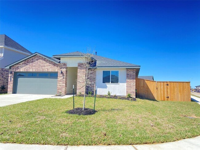 Building Photo - 3306 Silverton Dr