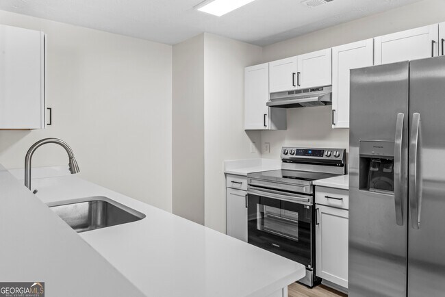 Foto del edificio - 1091 Creek Point Dr