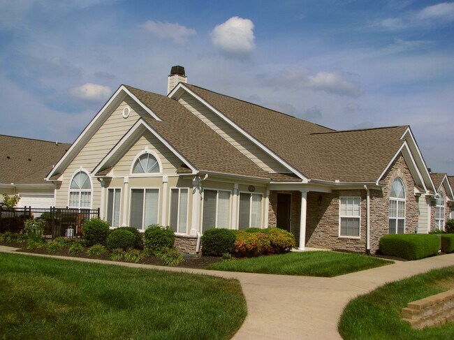 Foto del edificio - 825 S Browns Ln