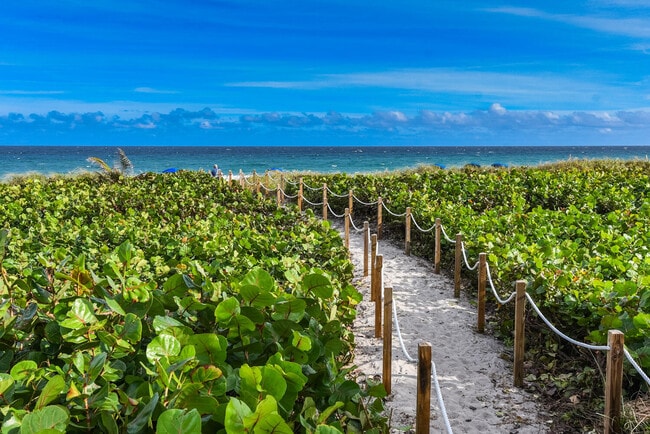 Building Photo - 250 S Ocean Blvd