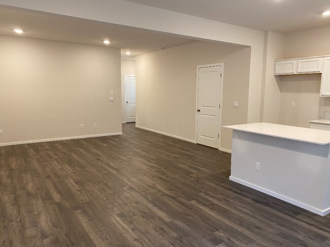 Foto del edificio - 889 N 18th Ave
