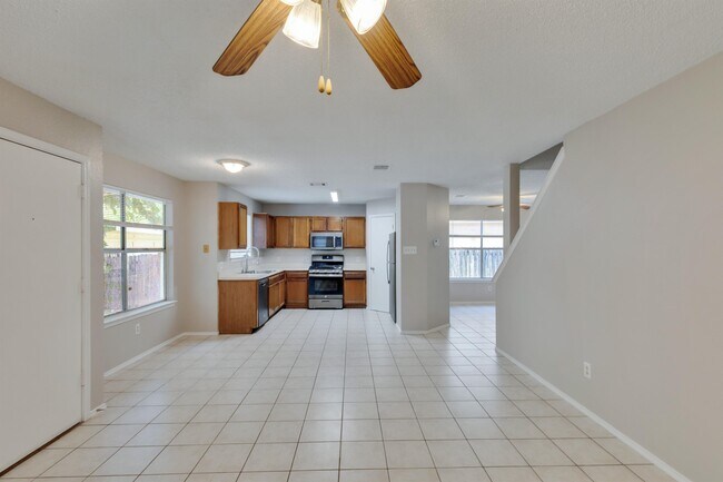 Building Photo - 13702 Lothian Dr