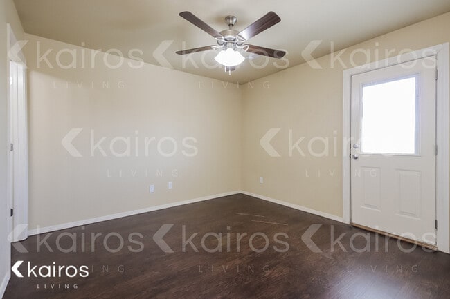 Photo - 4005 Thomas St Townhome
