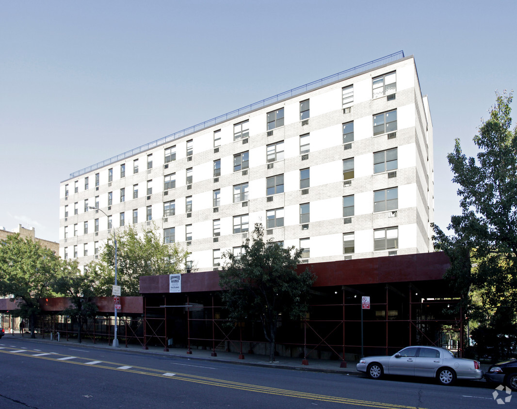 Building Photo - Mid Bronx Plaza