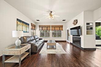 Building Photo - 22634 Cascade Springs Dr