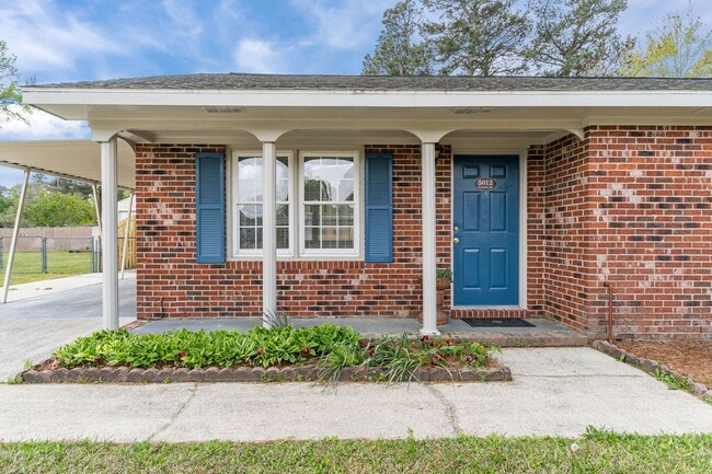 Photo - Pet-Friendly | Large Fenced Yard in North Wilmington House