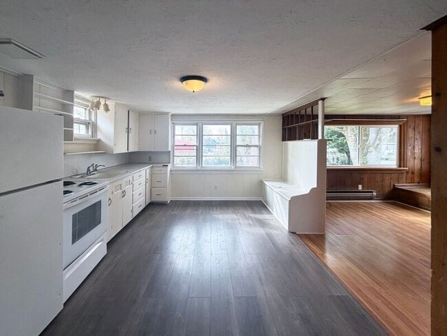 Photo - 539 Madison St Apartment