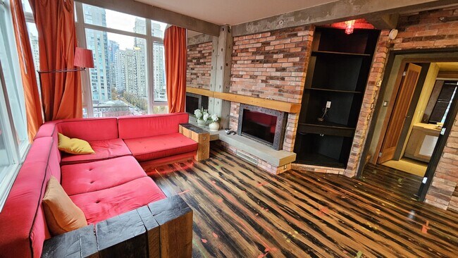 Photo du bâtiment - 480 Robson St