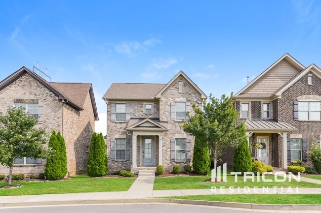 Building Photo - 1050 Paddock Park Cir