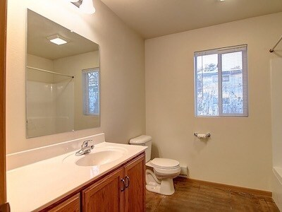 Foto del edificio - 5916 Delikowski St