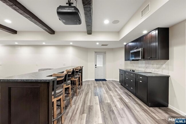 Photo - 19 Adams St Apartment